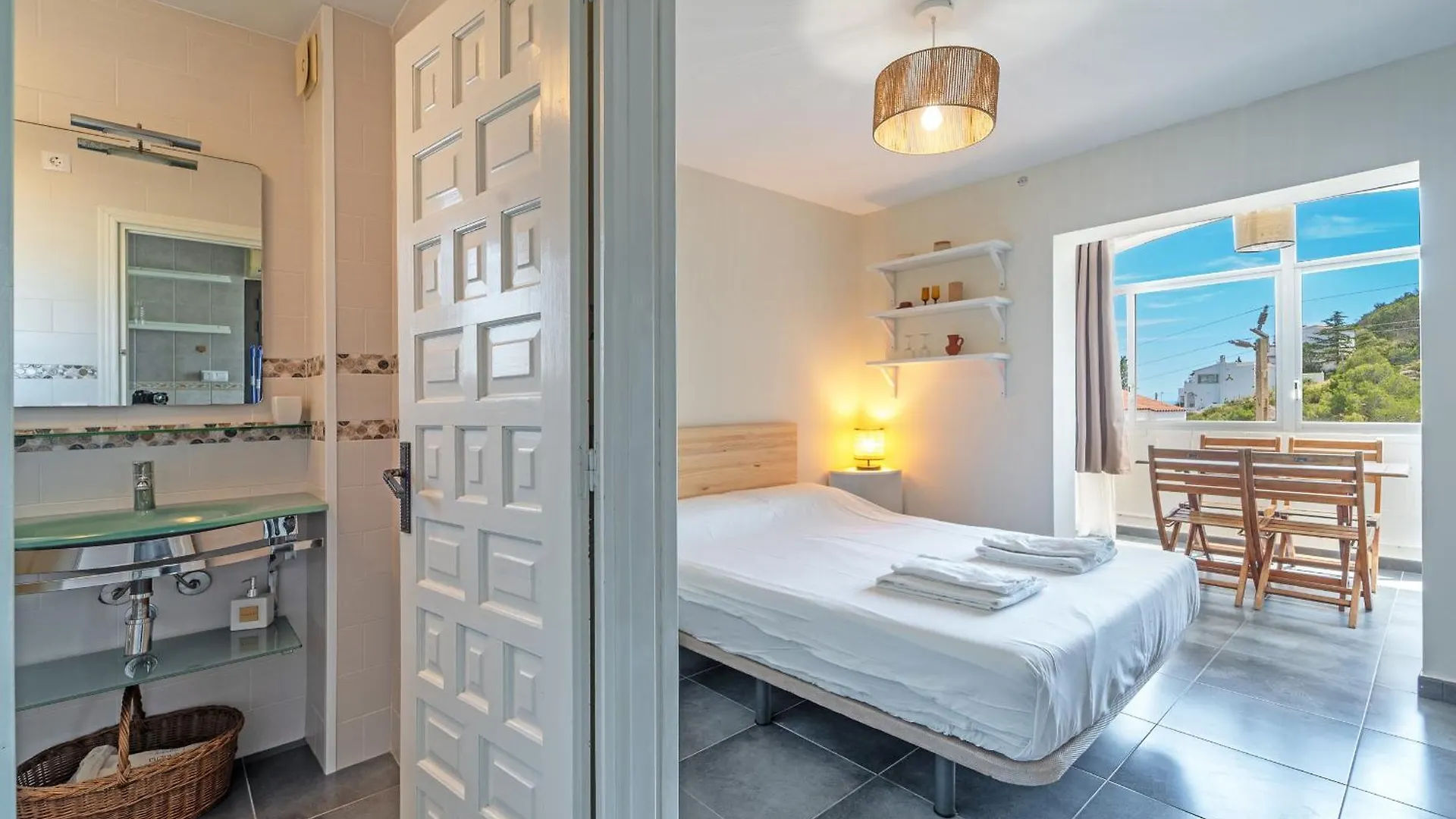 Apartment Welcs Estudio 171 Emp Con Piscina Comunitaria Roses Spain
